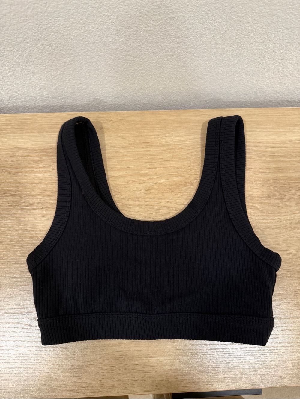 ALO Yoga Black Ribbed Scoop ribbed Bralette in SMALL